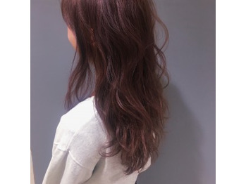 秋冬っぽいピンクブラウンがオススメ 大阪 東心斎橋にある美容室 Doll Hair ドールヘアー ヘアサロン